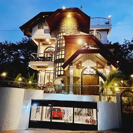 El Castillo Bed And Breakfast Angono Екстериор снимка