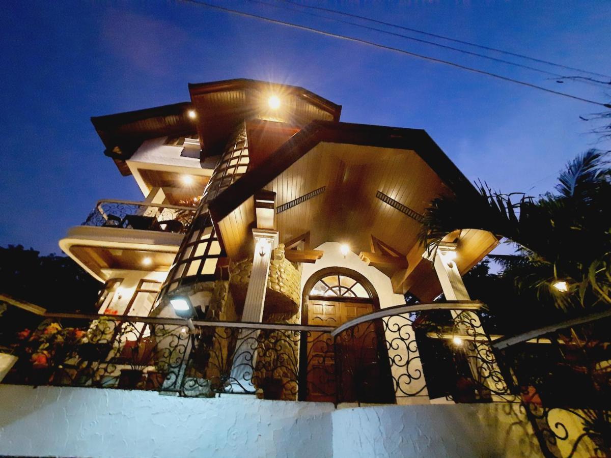 El Castillo Bed And Breakfast Angono Екстериор снимка