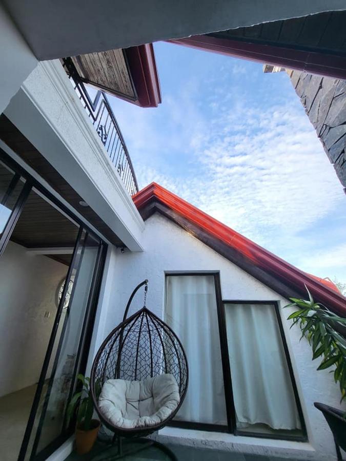 El Castillo Bed And Breakfast Angono Екстериор снимка